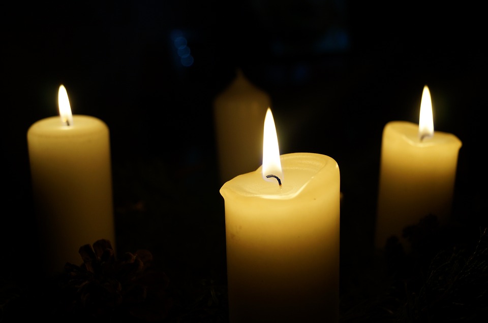 Advent candles, Third Sunday
